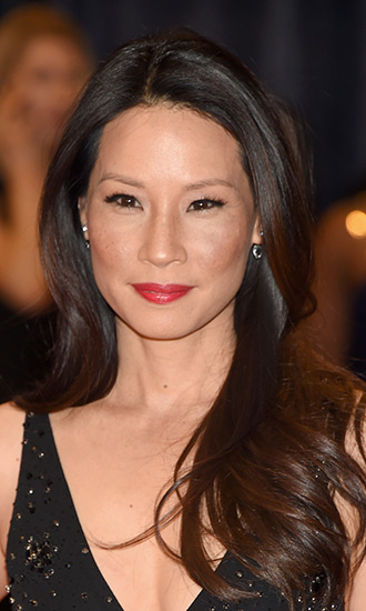 Lucy Liu ¿Se une a OnlyFans?: Averigüemos   (Fugas, Desnudos, Porno)